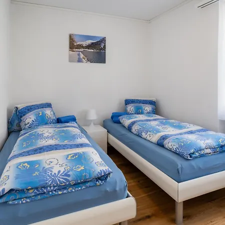 4 Zi Familienwohnung Haus Ravaisch 14 Dorf Eg Apartment